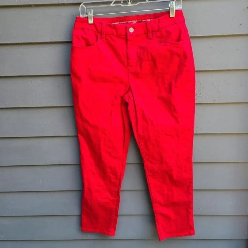 Chicos Red Girlfriend Slim Leg Ankle Jeans size 0.5